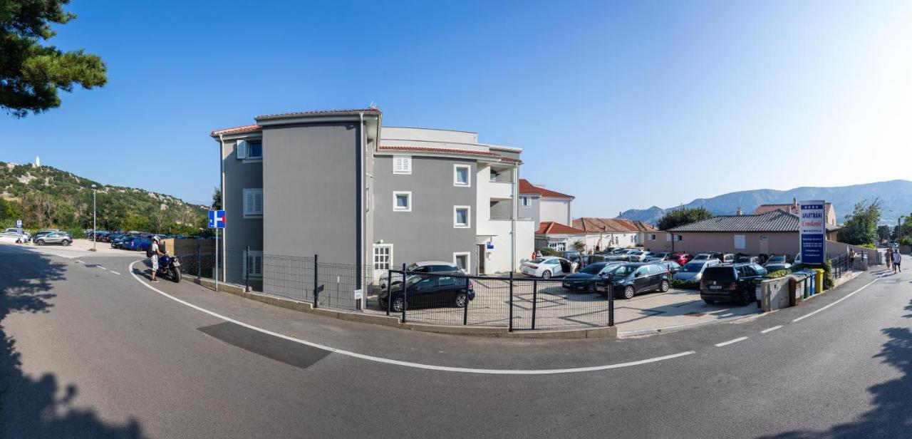 Apartments Crnekovic Tomislava 8A Baska  Bagian luar foto
