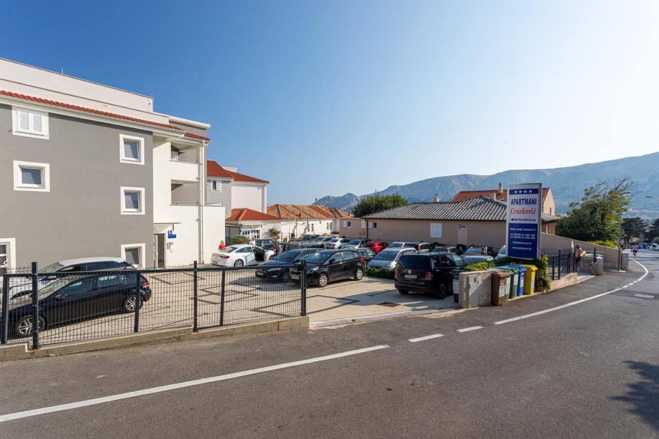 Apartments Crnekovic Tomislava 8A Baska  Bagian luar foto