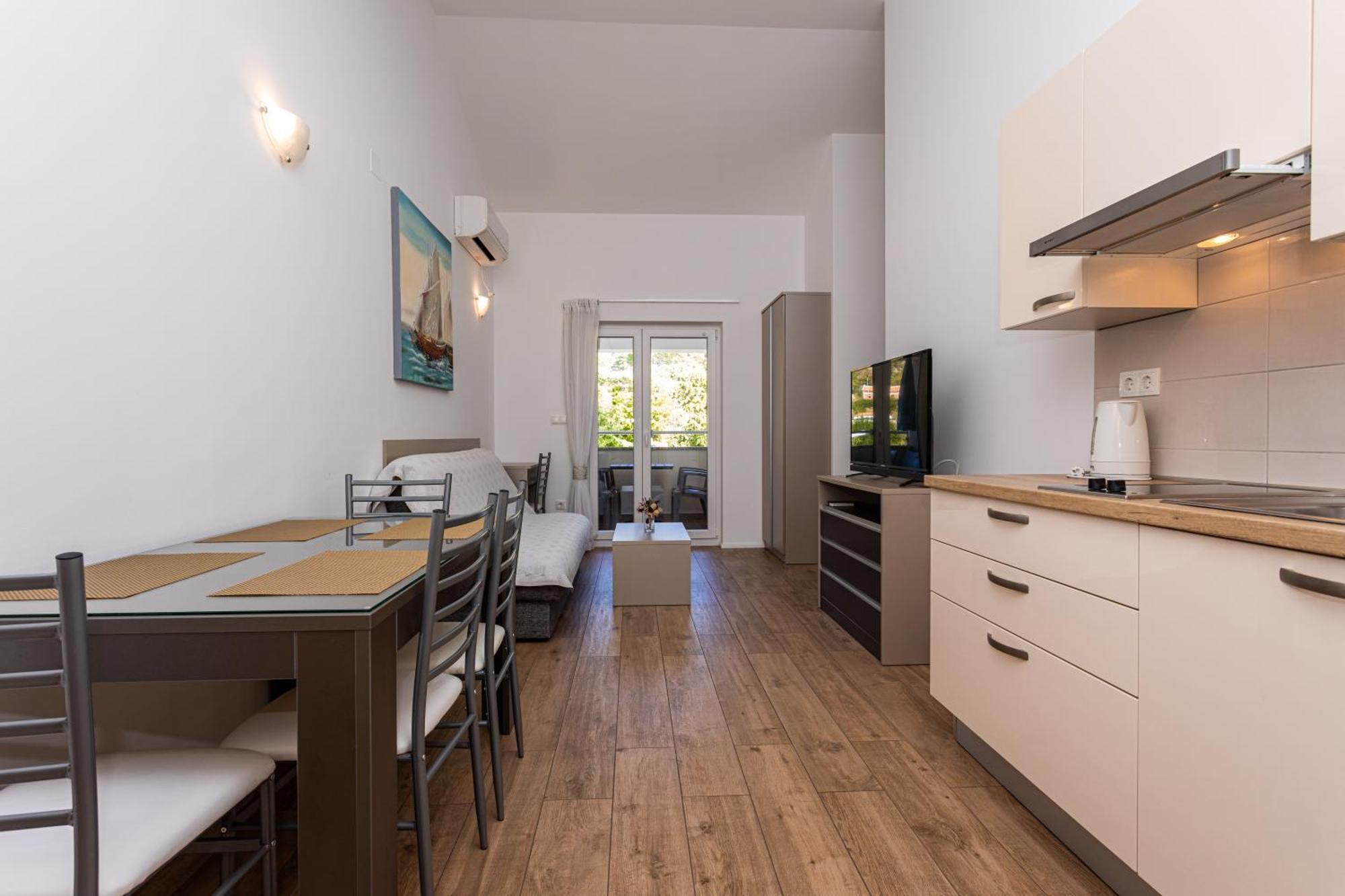 Apartments Crnekovic Tomislava 8A Baska  Bagian luar foto